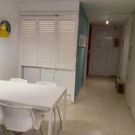 Isla 아파트 시체스